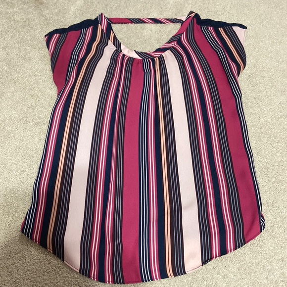 LOFT Tops - ALMOST NEW Loft Outlet Mixed Media Top